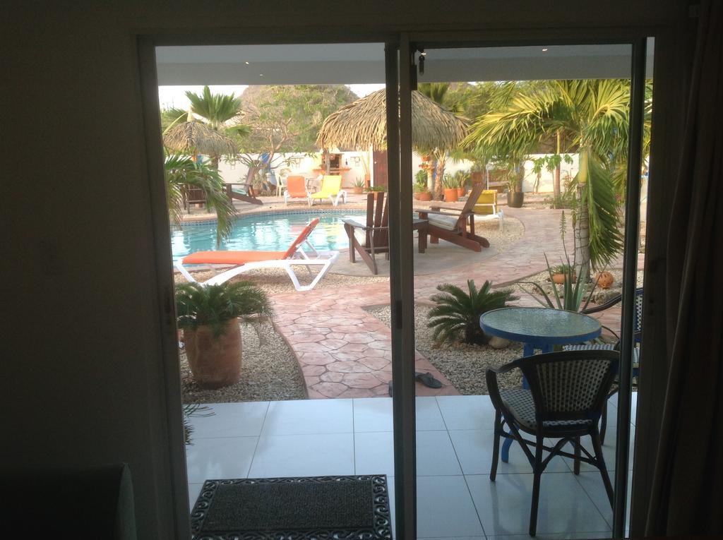Hacienda Wayaca Apartments Oranjestad Ngoại thất bức ảnh