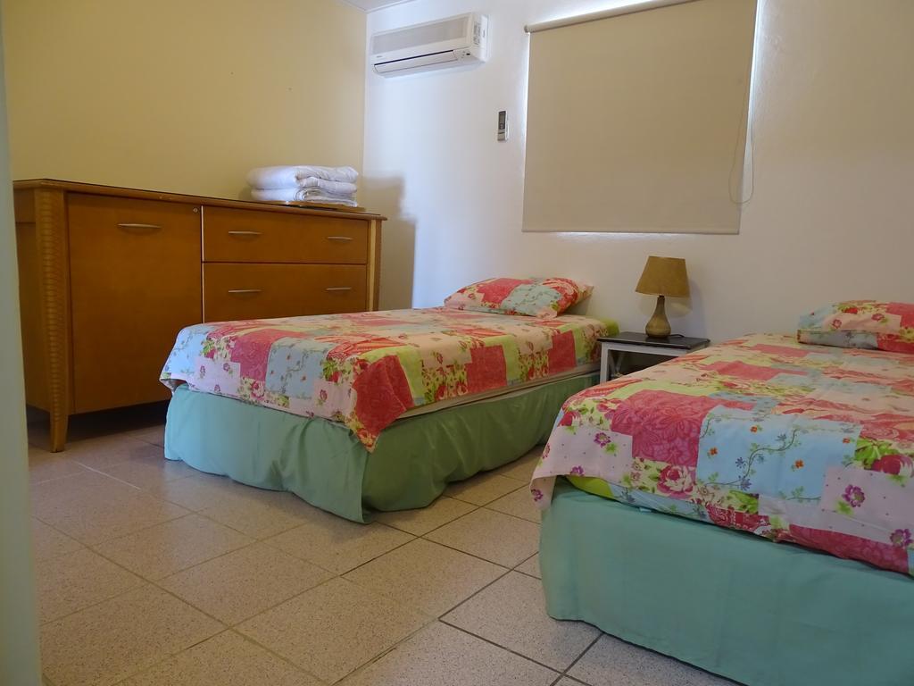 Hacienda Wayaca Apartments Oranjestad Ngoại thất bức ảnh