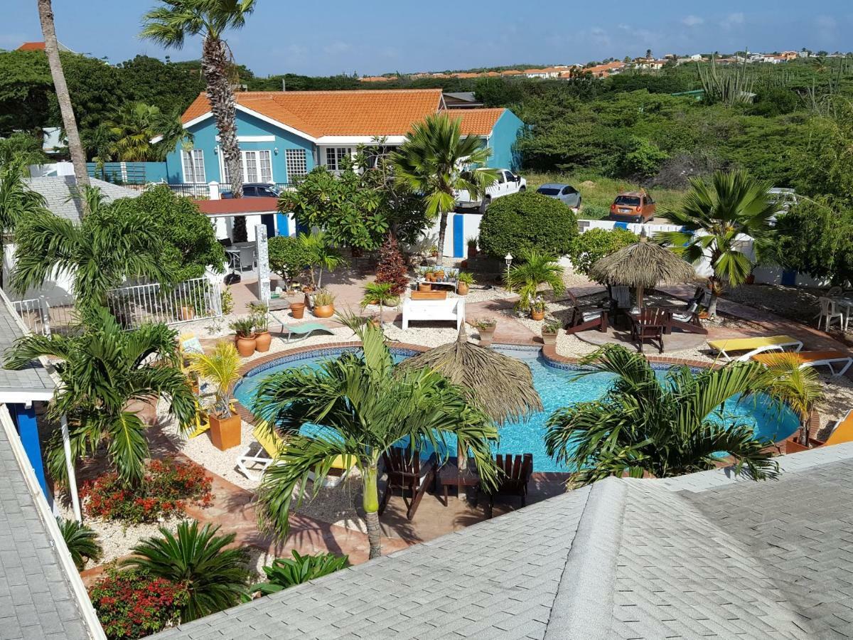Hacienda Wayaca Apartments Oranjestad Ngoại thất bức ảnh