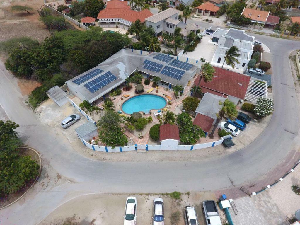 Hacienda Wayaca Apartments Oranjestad Ngoại thất bức ảnh
