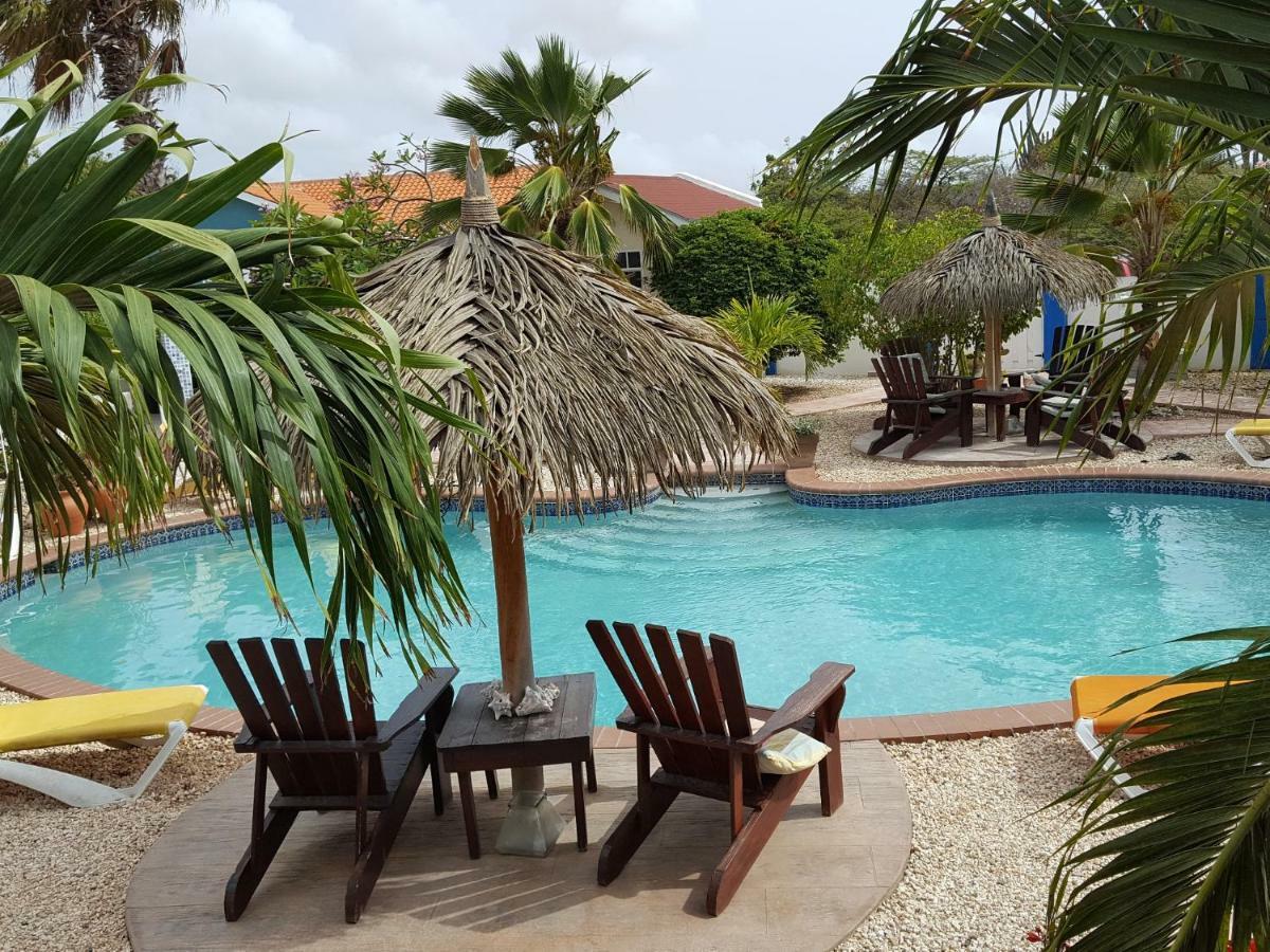 Hacienda Wayaca Apartments Oranjestad Ngoại thất bức ảnh