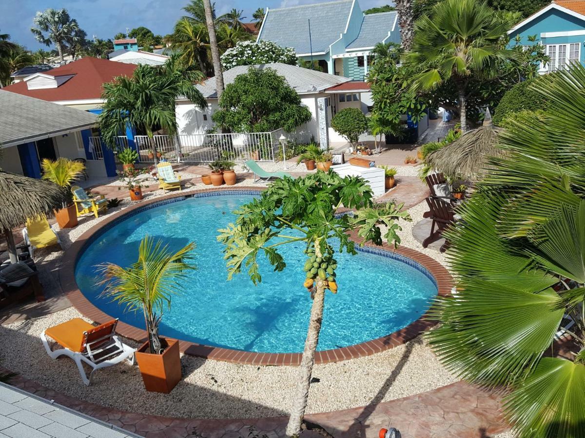 Hacienda Wayaca Apartments Oranjestad Ngoại thất bức ảnh